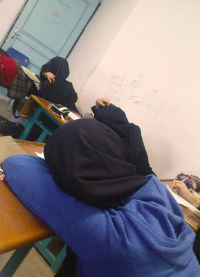 خوابیدن در کلاس